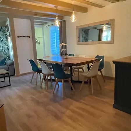 Sara Apartment
